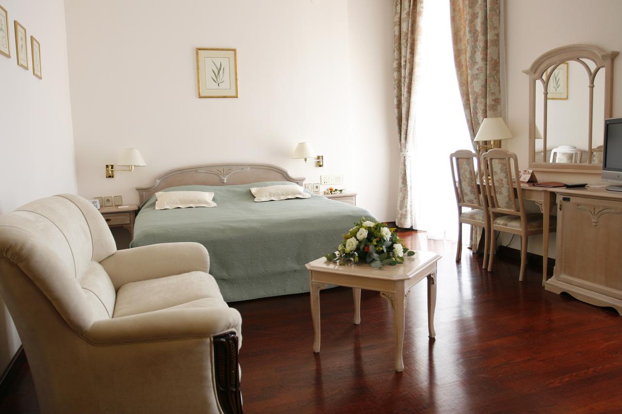 Hotel Mozart Opatija Eksteriør bilde
